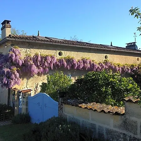 Bed & Breakfast La Petite Provence De Touron 3*
