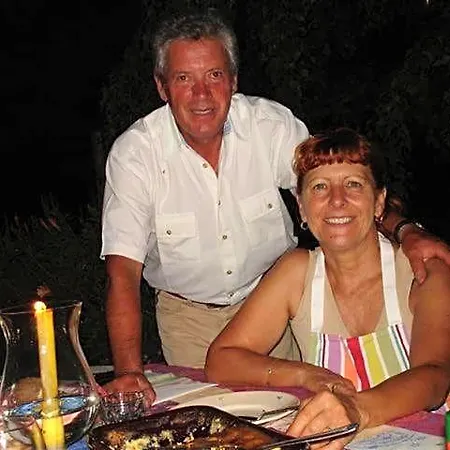 La Petite Provence De Touron Bed & Breakfast