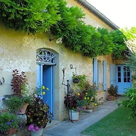 Bed & Breakfast La Petite Provence De Touron 3*