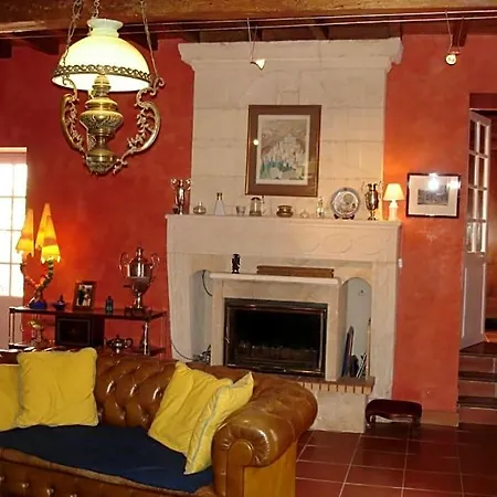 La Petite Provence De Touron Bed & Breakfast 3*